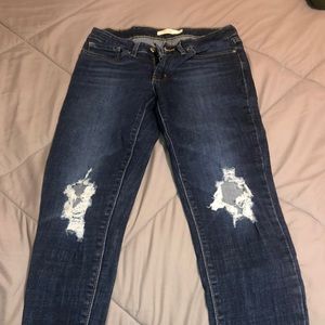 Dark blue Levi jeans